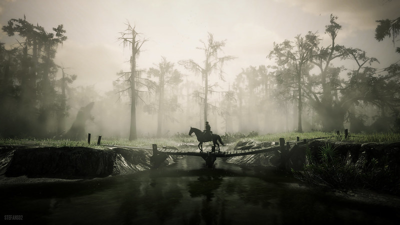 Screenhost of Arthur Morgan crossing a wooden bridge in the game Red Dead Redemption 2.